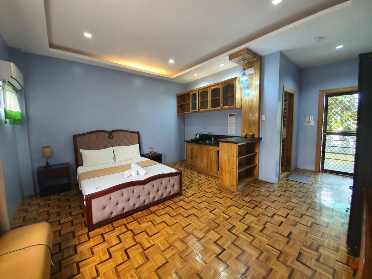Ralphseej Pension House Moalboal Extérieur photo